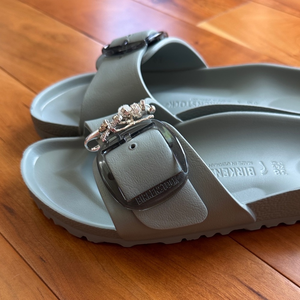 Birkenstock Mint Green Single-Strap EVA Slide Sandals with Charm - Picture 4 of 5